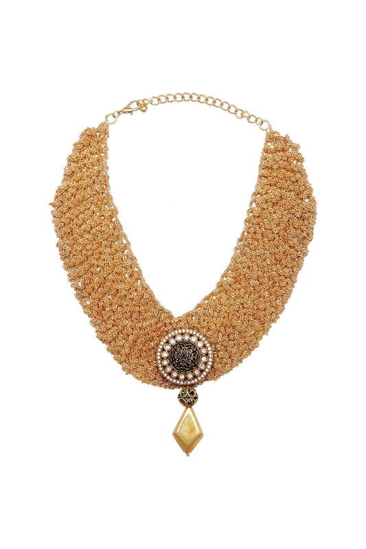 Choker with antique pendant 