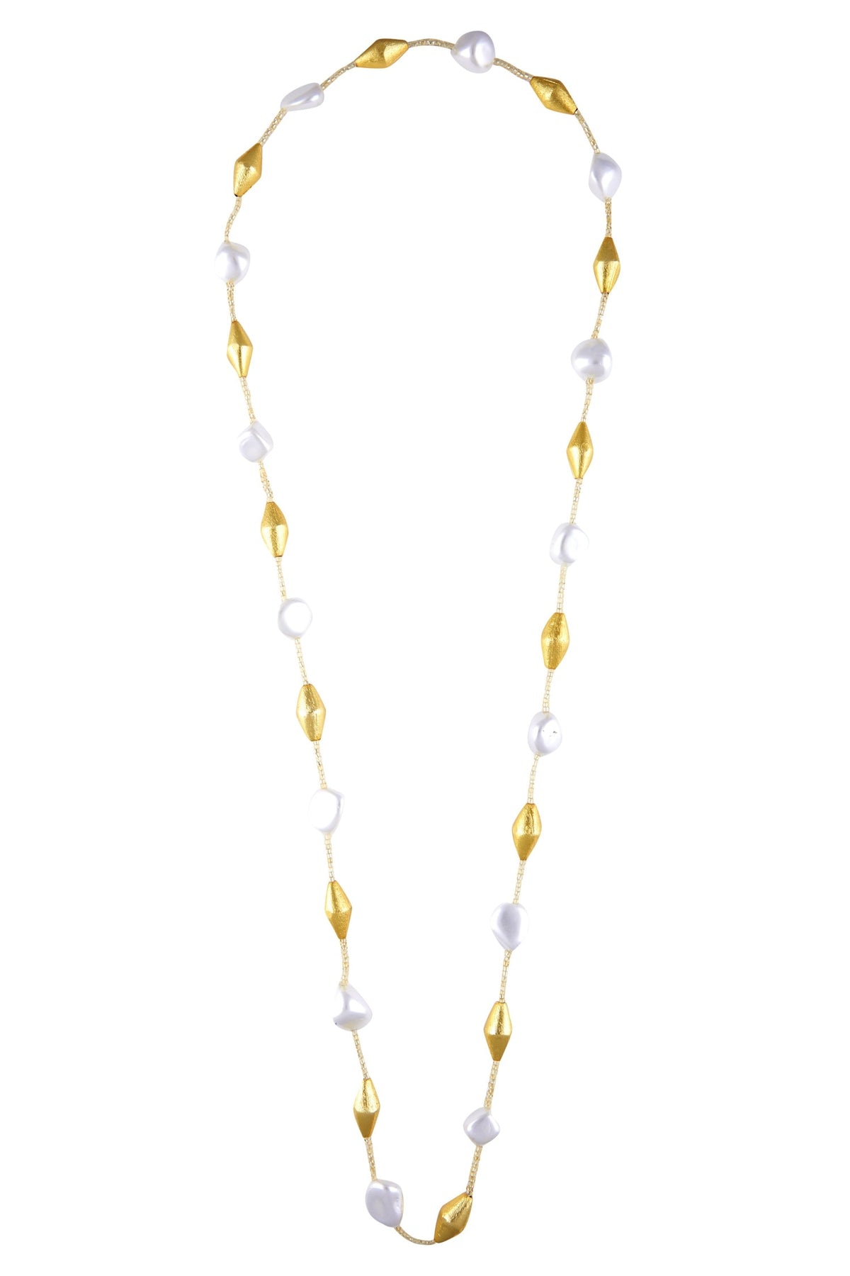 Shell pearl necklace 
