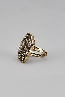White Finish Zircon Ring