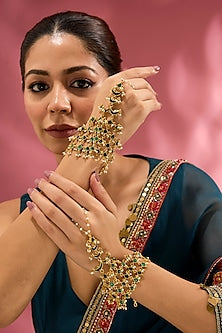 Gold Finish Green Kundan Polki Haathphool (Set Of 2)