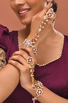 Gold Finish Red Kundan Polki Haathphools (Set Of 2)