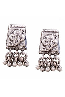 White Finish Floral Motif Choker Necklace Set In Sterling Silver