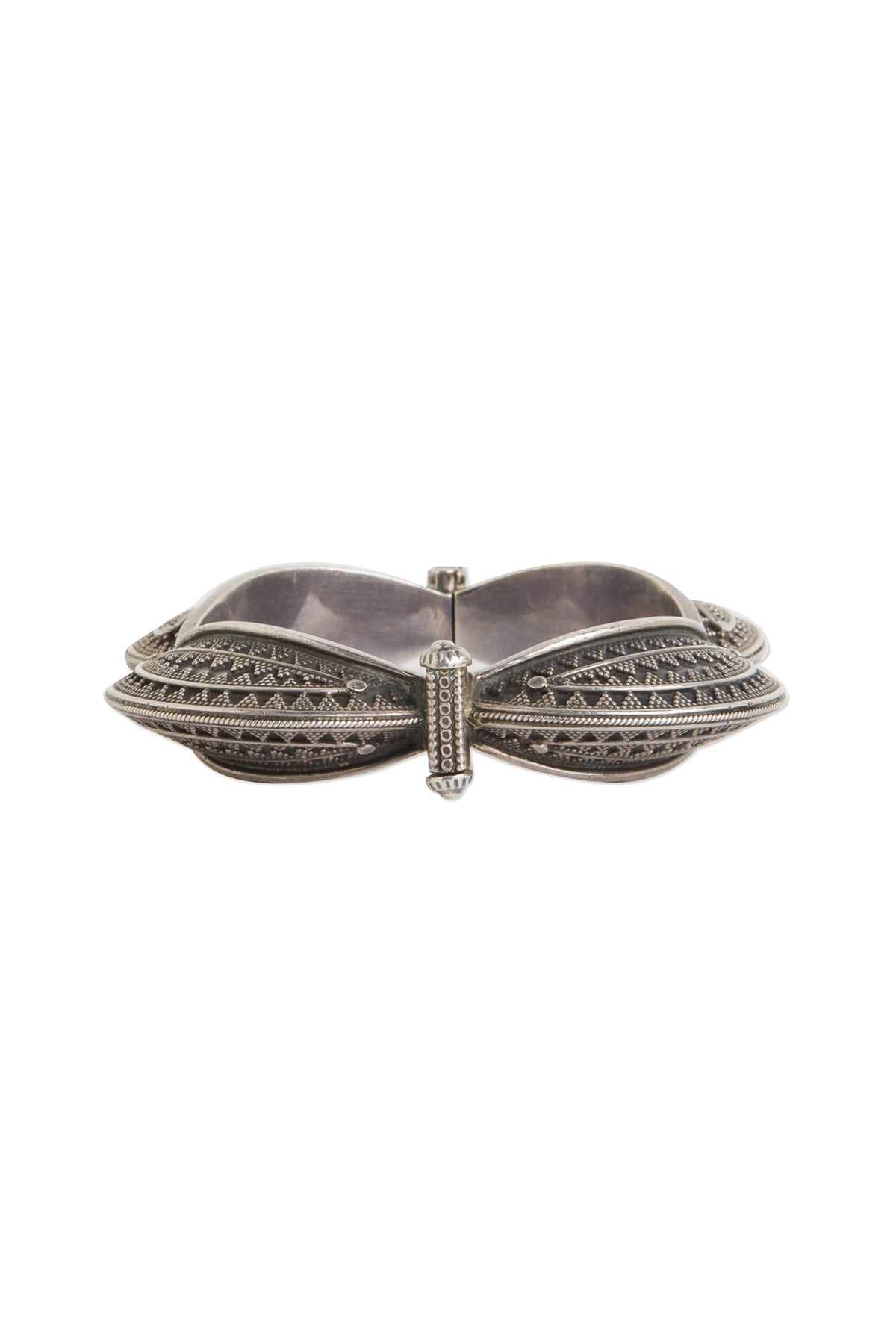 White Finish Patterned Bangle In Sterling Silver