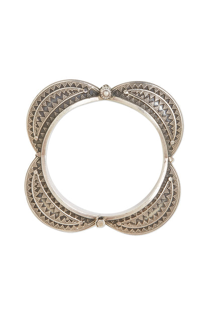 White Finish Patterned Bangle In Sterling Silver
