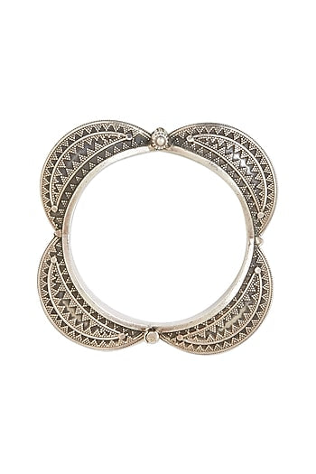 White Finish Patterned Bangle In Sterling Silver