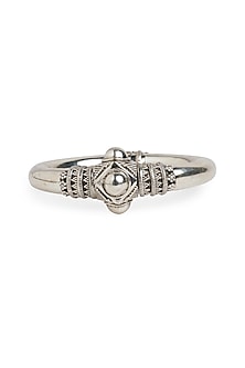 White Finish Rawa Patterned Oxidised Kada Bangle In Sterling Silver