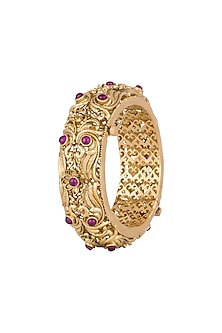 Gold Finish Onyx Stones Carved Bangles