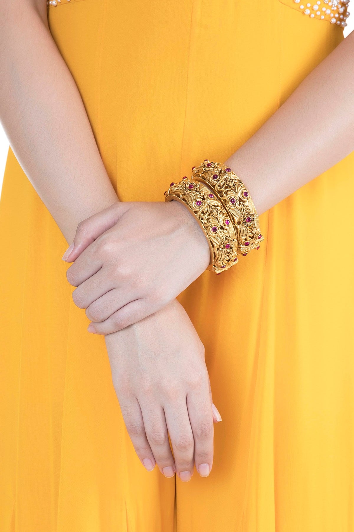Gold Finish Onyx Stones Carved Bangles