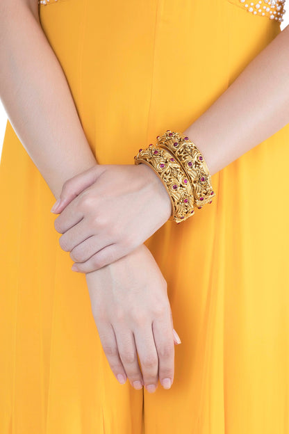 Gold Finish Onyx Stones Carved Bangles