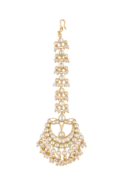 Gold Finish Pearls & Kundan Maangtika