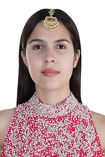 Gold Finish Pearls & Kundan Maangtika