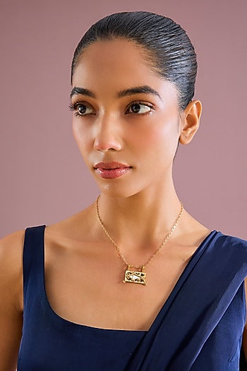 Gold Finish Zari Thread & Acrylic Necklace
