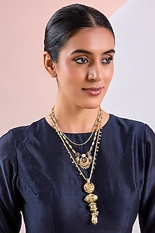 Antique Gold Plated Faux Pearl & Motif Pendant