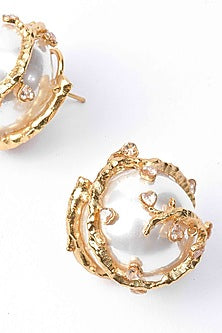 Gold Finish Pearl Crest Stud Earrings