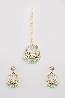 Gold Finish Kundan Polki & Green Fluorite Beaded Chandbali Earrings With Maangtikka