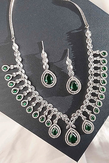 White Finish Zircon & Green Stone Necklace Set