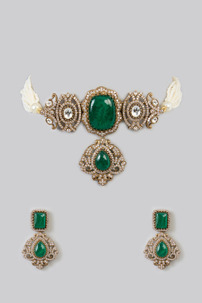 Gold Finish Kundan Polki & Green Stone Choker Necklace Set