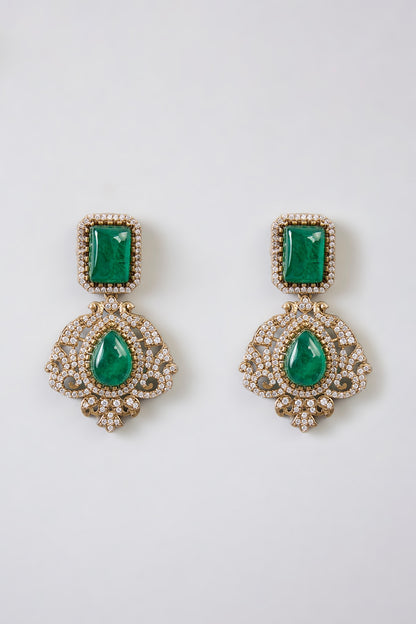 Gold Finish Kundan Polki & Green Stone Choker Necklace Set