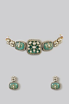 Gold Finish Kundan Polki & Green Carved Stone Choker Necklace Set