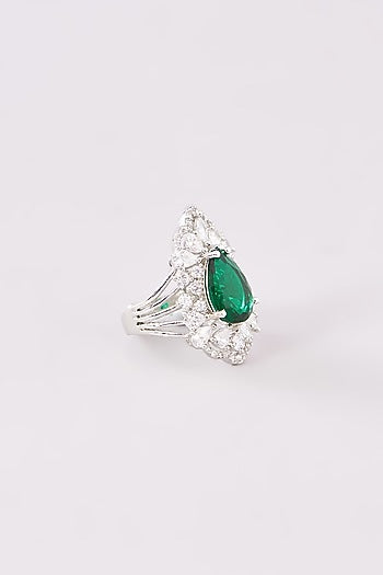 White Finish Zircon & Emerald Ring