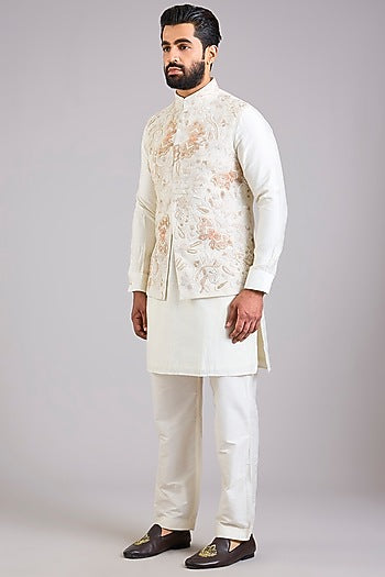 Cream Herringbone Fabric Hand Embroidered Bundi Jacket Set