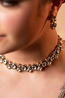 Gold Finish Kundan Polki Choker Necklace Set