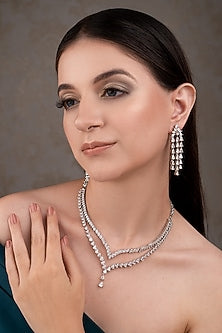 White Finish Zircon Necklace Set