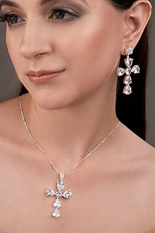 White Finish Zircon Necklace Set