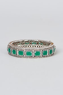 Two-Tone Finish Green Stone Bangle (Set of 1)