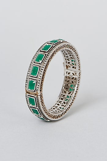 Two-Tone Finish Green Stone Bangle (Set of 1)