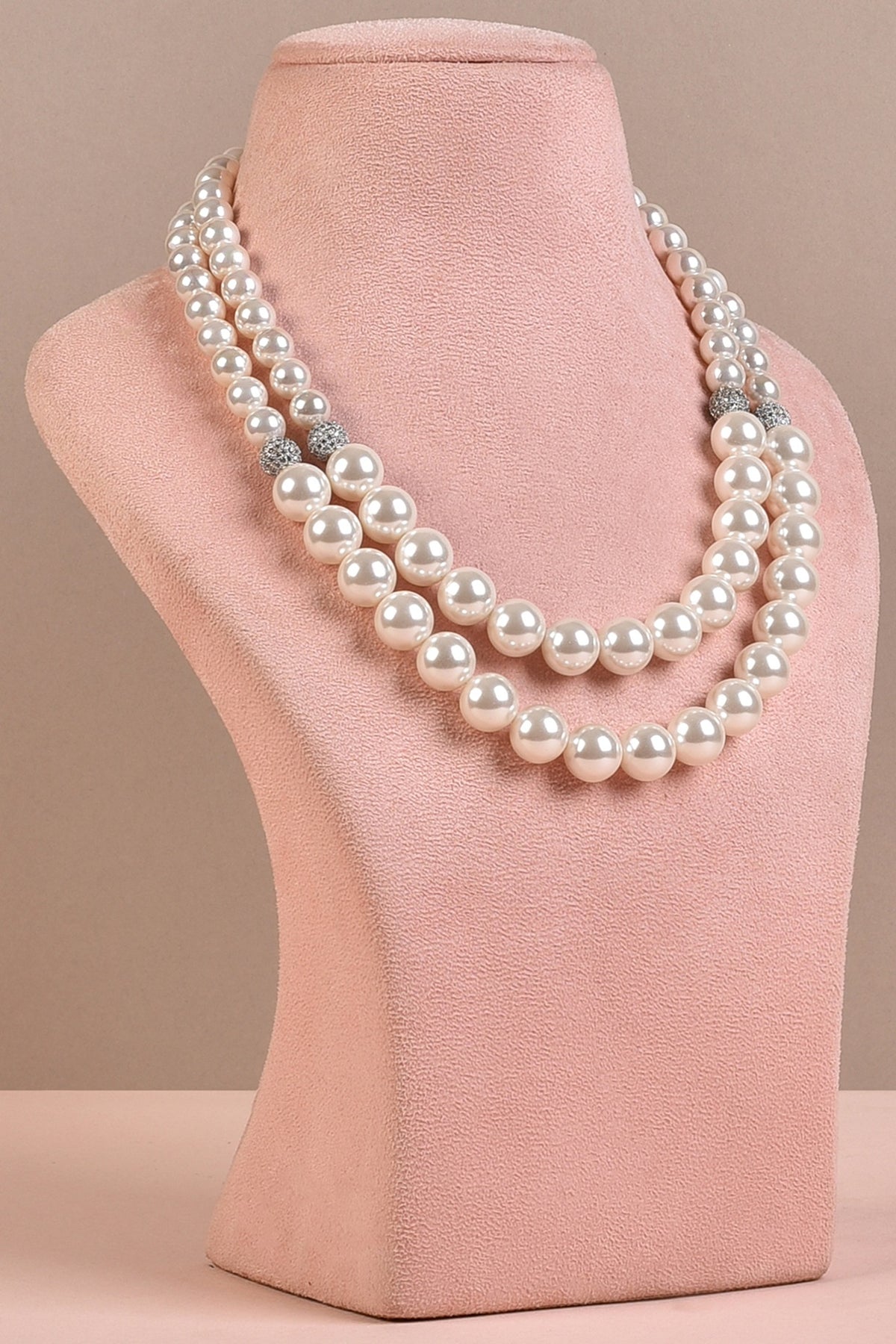 White Necklace With Pearls & Silver Swarovski