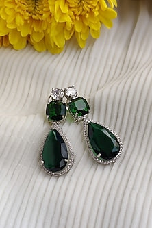 White Finish Emerald & Zircon Long Necklace Set