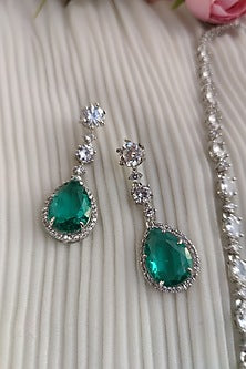 White Finish Zircon & Green Doublet Stone Long Necklace Set