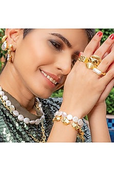 Gold Plated (Water Resistance Premium Plating) Twisted Ring