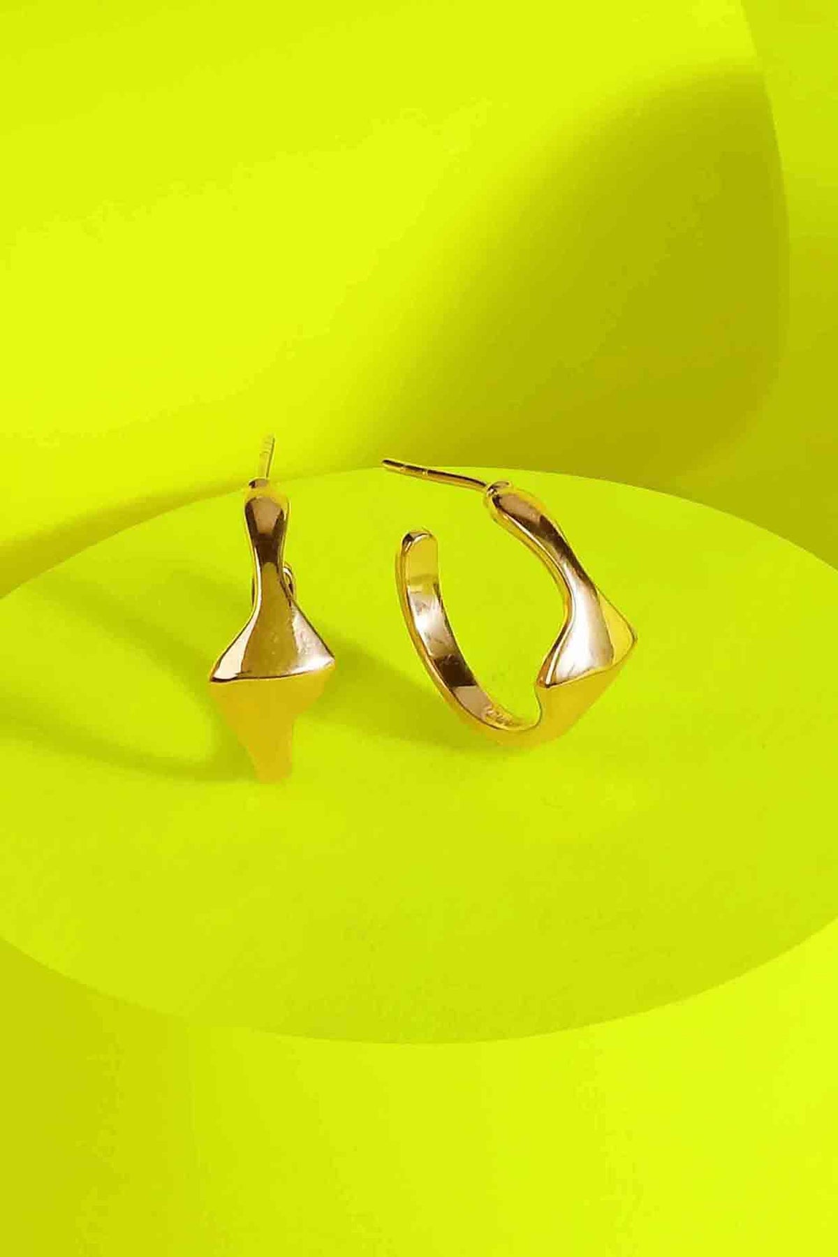 Rose Gold Finish Lucid Hoop Earrings In Sterling Silver