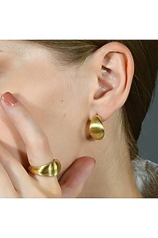 Gold Finish Pratapgarhi Striated Mini Hoop Earrings