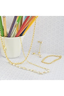 Gold Finish Necklace With Pearls