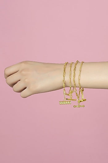 Gold Finish Handcrafted Paperclip Chain T-Bar Bracelet
