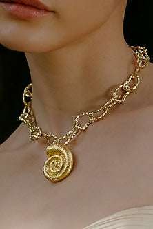 Gold Finish Coral Shell Link Pendant Necklace