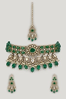 Gold Finish Emerald Stone & Uncut Zircon Choker Necklace Set