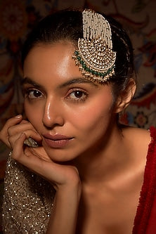 Gold Finish Green Pearl Pasa