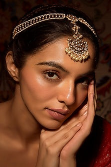 Gold Finish White Kundan Polki Mathapatti