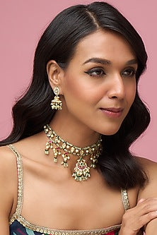 Gold Finish Kundan Polki & Pearl Choker Necklace Set