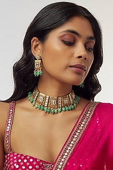 Gold Finish Kundan Polki & Emerald Synthetic Stone Choker Necklace Set