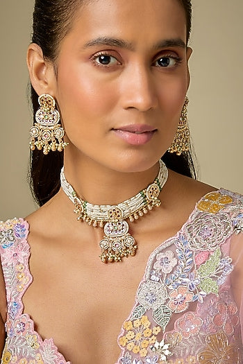 Gold Finish Green Stone & Kundan Polki Choker Necklace Set
