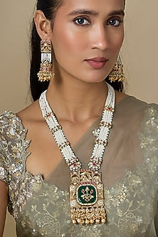 Gold Finish Emerald Stone & Uncut Zircon Long Pendant Necklace Set