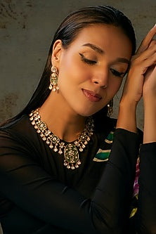 Gold Finish Uncut Stone & Emerald Choker Necklace Set