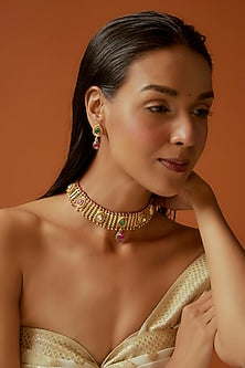 Gold Finish Kundan Polki & Synthetic Stone Choker Necklace Set