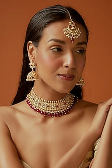 Gold Finish Uncut Stone & Maroon Drop Choker Necklace Set