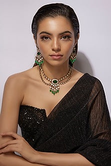 Gold Finish Synthetic Emerald Stone & Uncut Stone Necklace Set
